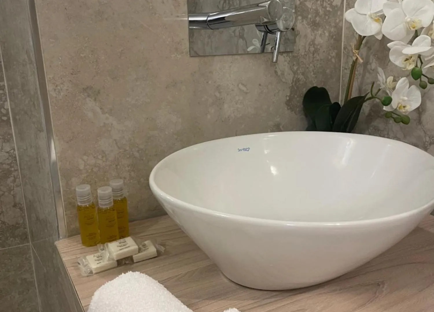 Luxury 4 Al Duomo Di Parmaアパートメント アパート パルマ